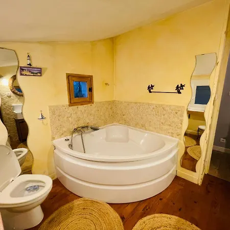 Petite Maison Des Renaudins *