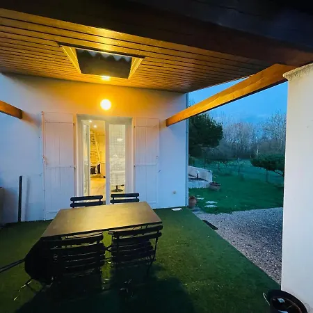 Дом отдыха Petite Maison Des Renaudins
